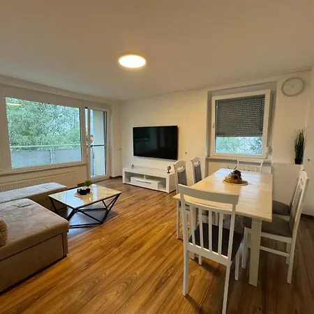 Sunshine Apartment *
